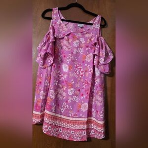 Avenue Cold Shoulder Top Size 16